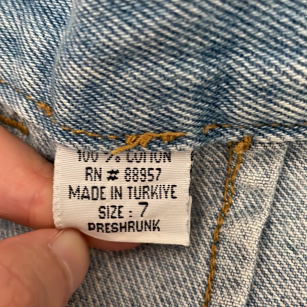 SOLD Vintage Swagger Jeans High Waisted Denim Shorts - Picture 10 of 16